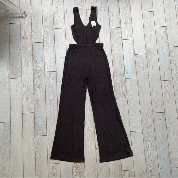 - OUT FROM UNDER COZY RIBBED GREY JUMPSUIT SZ:M NWT - Picture 3 of 9